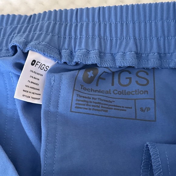 Figs scrub pants small petite - Picture 3 of 4